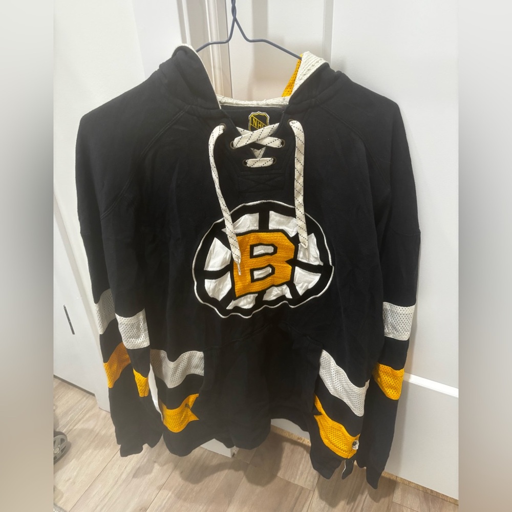 Small Vintage Boston Bruins CCM Hoodie